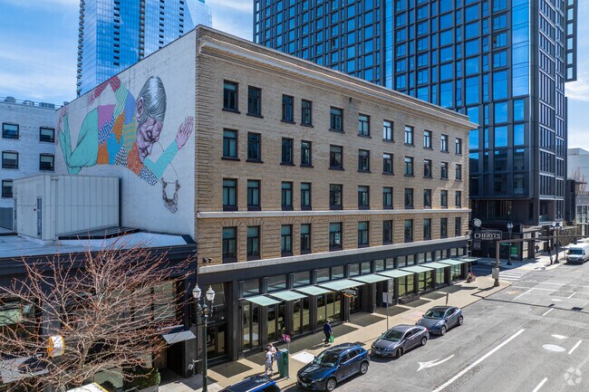 Building Photo - Washington Plaza Apartments