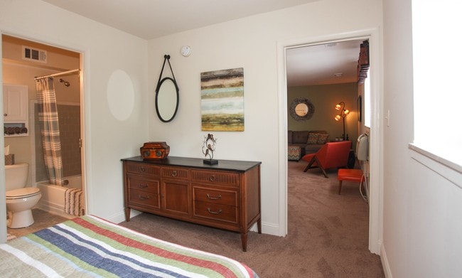 Goodnow Hill and Franconia Apartments