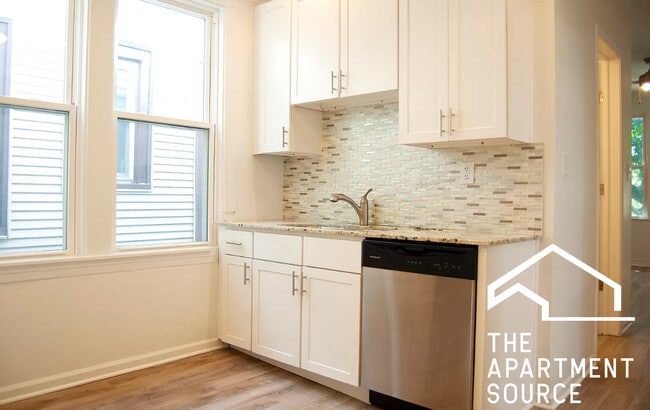 Photo - 2649 N Wayne Ave