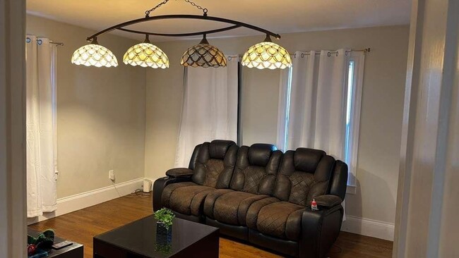 Building Photo - 88 Clark St Unit 1