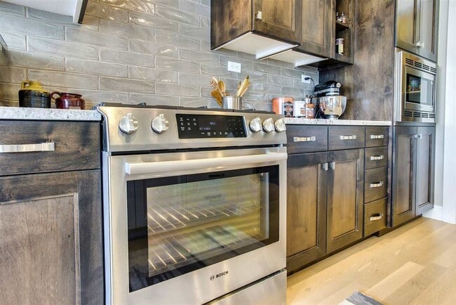 Photo - Beautiful 3 bed, 2 bath home in SpurWing G...