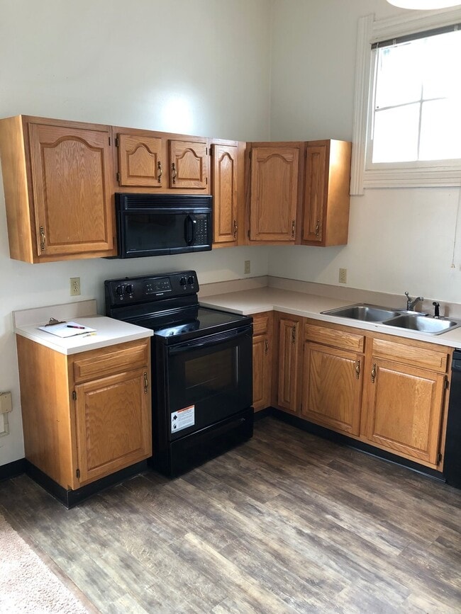 Photo - 600 N Grant St Unit 1