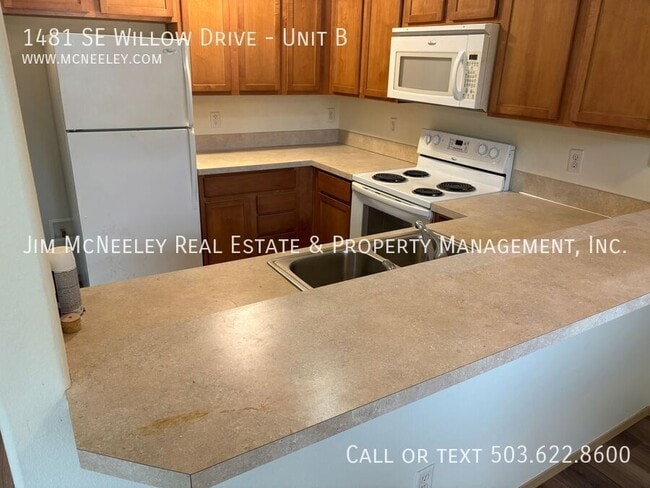 Photo - 1481 SE Willow Dr Unit B