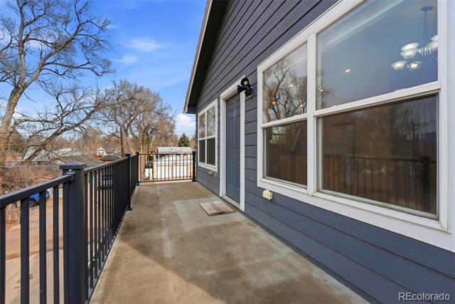 Building Photo - 944 E Moreno Ave Unit B