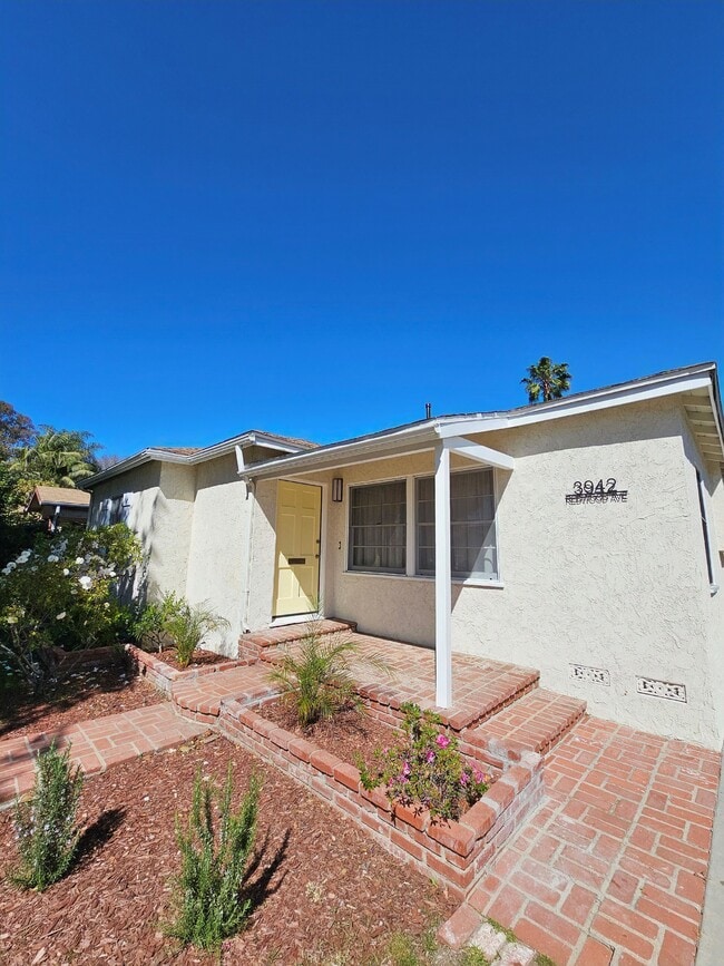 Photo - 3942 Redwood Ave