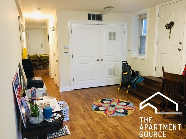 Photo - 3804 W Diversey Ave