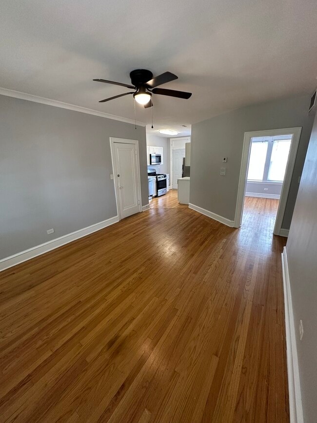 Photo - 5745 W Wellington Ave Unit 1