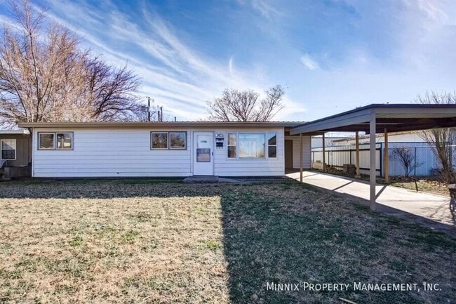 Photo - 2107 48th St