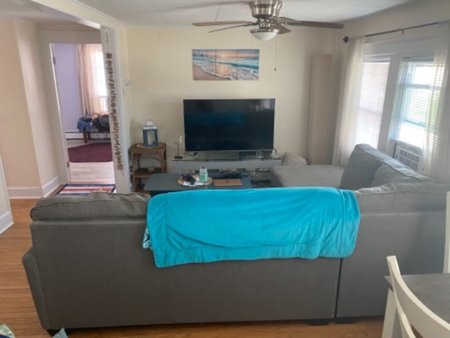 Photo - 5500 Calvert Ave