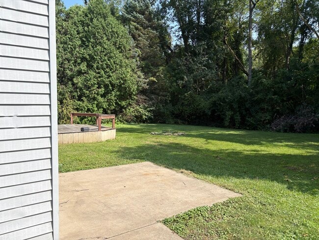 351 Woodlawn Ave