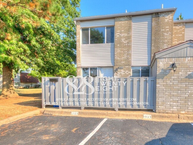 Photo - *AVAILABLE NOW!* Spacious 3 Bed/2.5 Bath Condo in East Norman!