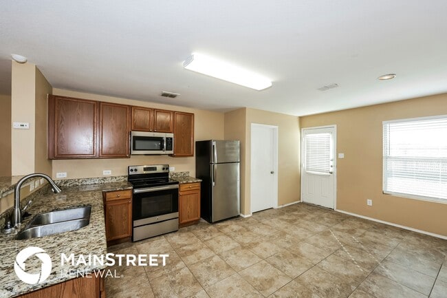 Photo - 1420 Castle Ridge Rd