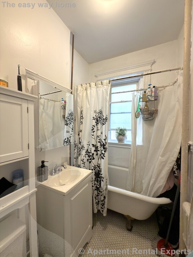 Photo - 72 Kirkland St Unit #4