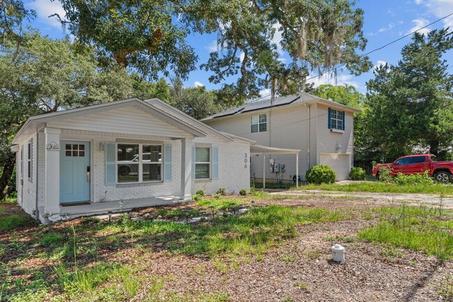 Photo - 306 Florida St
