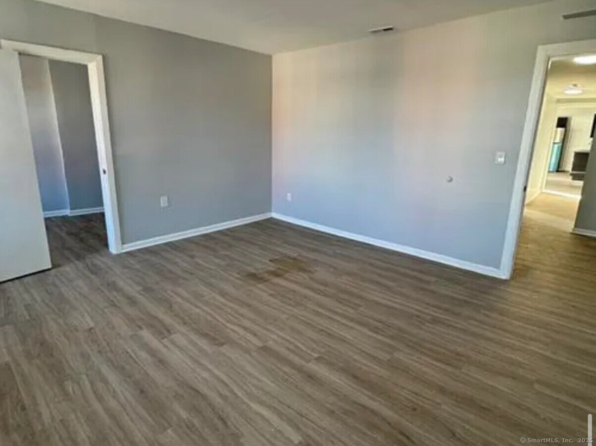 Photo - 455 E Main St Unit 3R