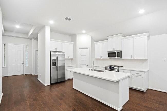 Building Photo - 2106 Villa Flora Ln
