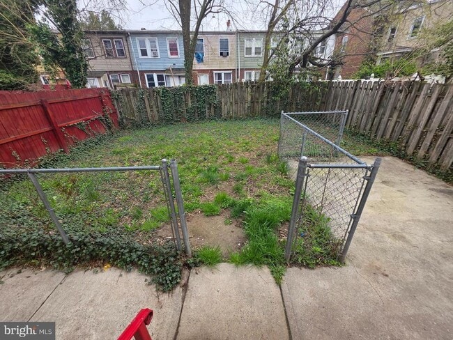 Photo - 611 Artisan St