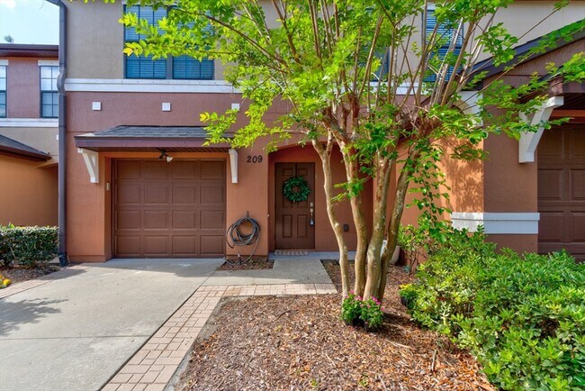 Photo - 209 Tarracina Way