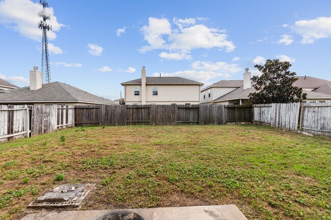 Photo - 3111 Holly Ranch Dr