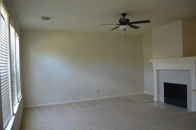 Photo - 2423 Waterwood Dr