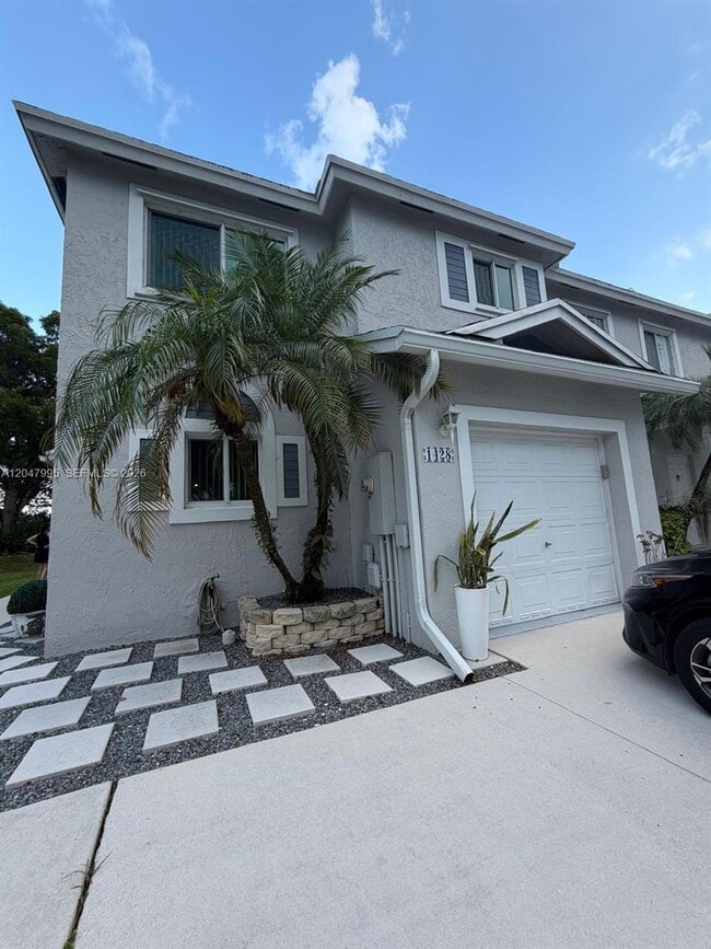 Photo - 1428 SW 47th Ave