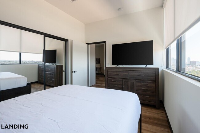660S S Coronado St Unit 1022