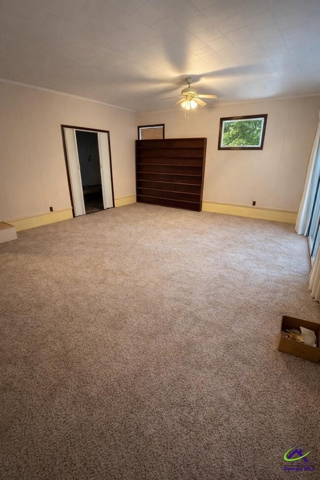 Photo - 316 Julianne St