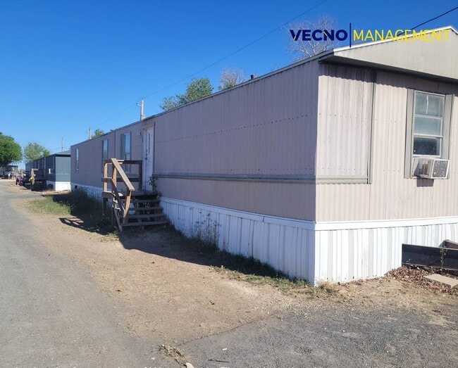 Photo - 3525 E Main St