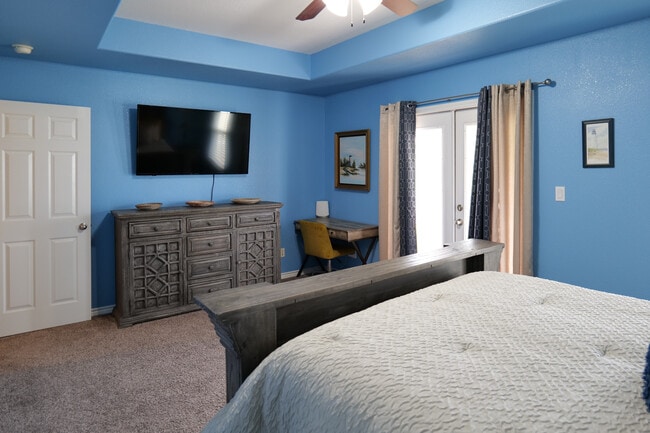 Photo - 15433 Cruiser St