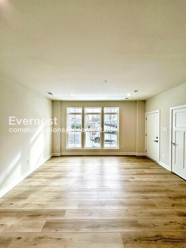 Photo - 12112 Calgary Lp