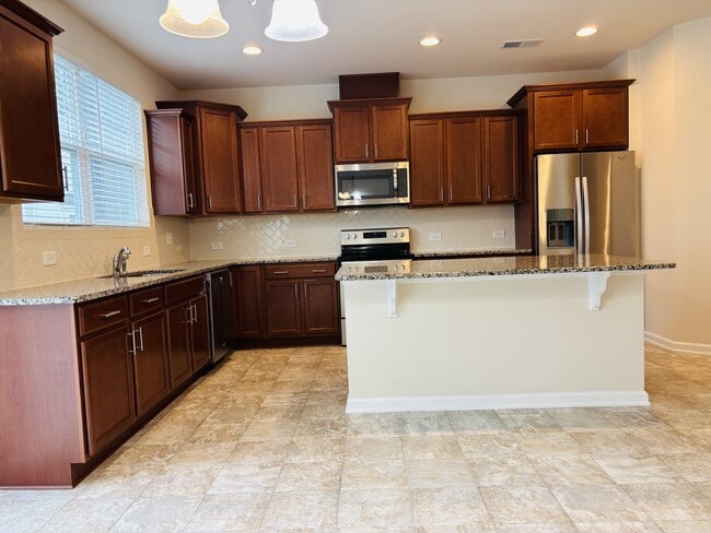Building Photo - 1437 Salem Creek Dr Rental