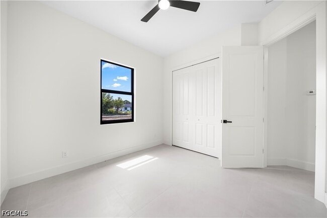 Photo - 2705 Darlene Pl