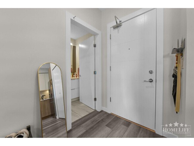 20695 Eastleigh Crescent Unit 511