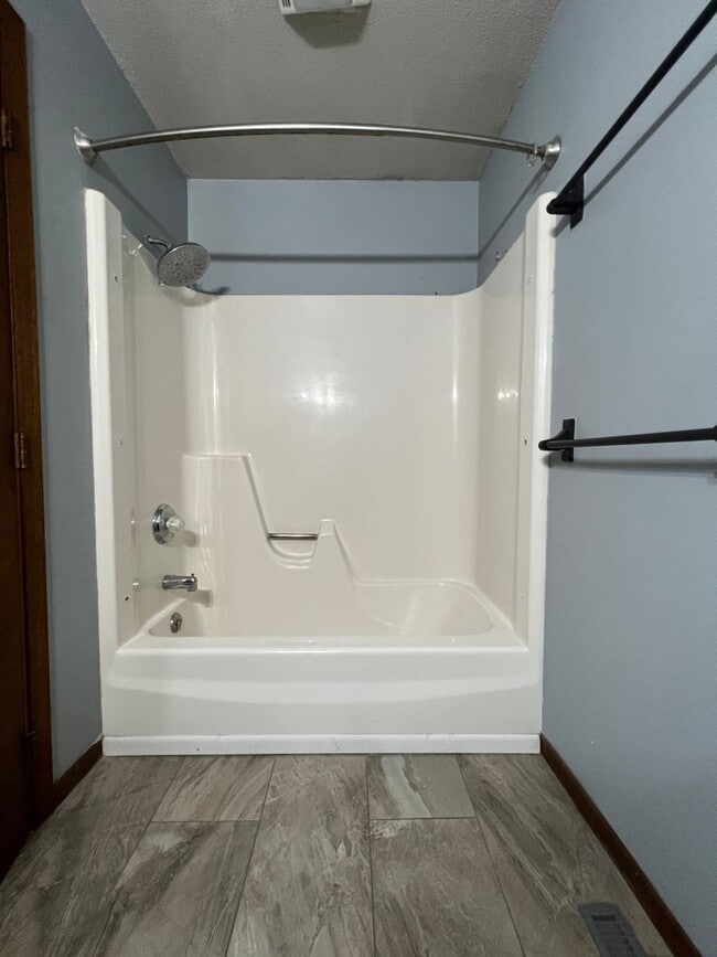Photo - 824 Johnson St Unit 824