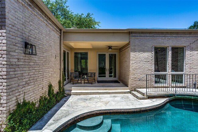 Photo - 3231 Tarryhollow Dr
