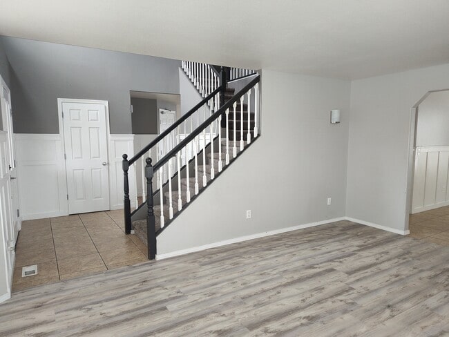 Photo - 4211 Holland Ln