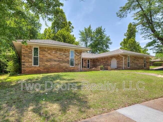 Building Photo - 1908 E Willow Creek Terrace