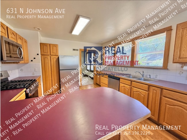 Photo - 631 N Johnson Ave