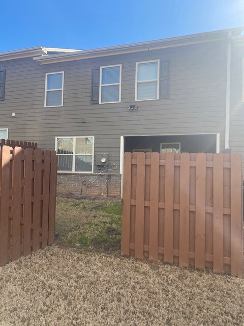 Photo - 413 Fern Bay Dr SW