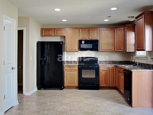 Photo - 129 Midwood Rd