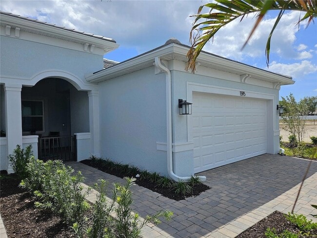 Photo - 1595 Tavira Pl