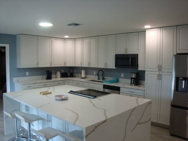 Photo - 1415 Lake Victoria Dr