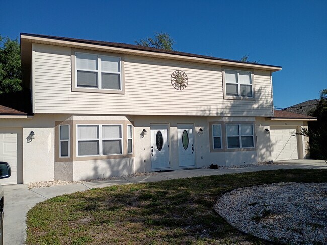 512 Sweetwater Dr