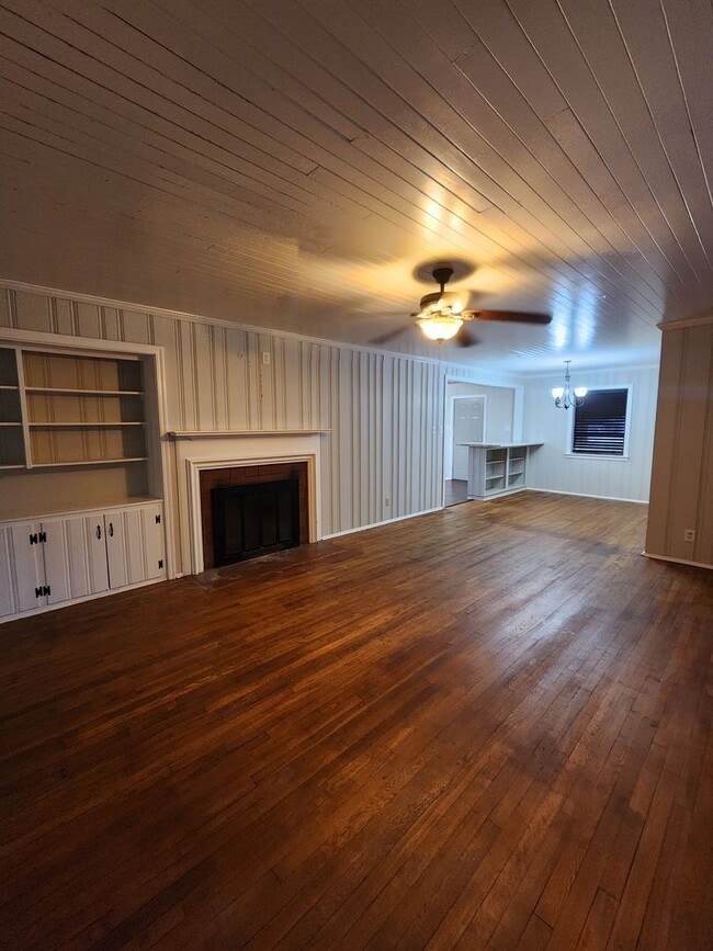 Photo - Spacious 3-Bedroom Brick Home with Firepla...