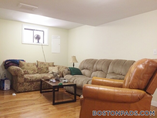 Photo - 1426 Commonwealth Ave Apartment Unit B-1