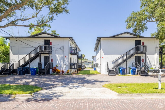 7101-7103 S Mascotte St Tampa, FL - Port Tampa Flats