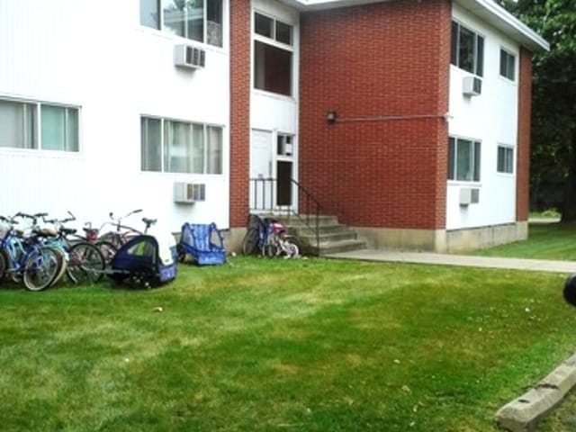 Photo - 205 Marian Pkwy Unit 1C