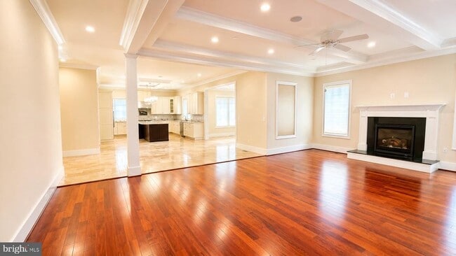 Photo - 13828 Travilah Rd