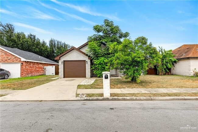 3302 N Cognac Dr