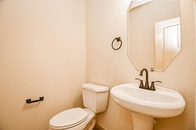 Photo - 6135 Norwood Meadows Ln